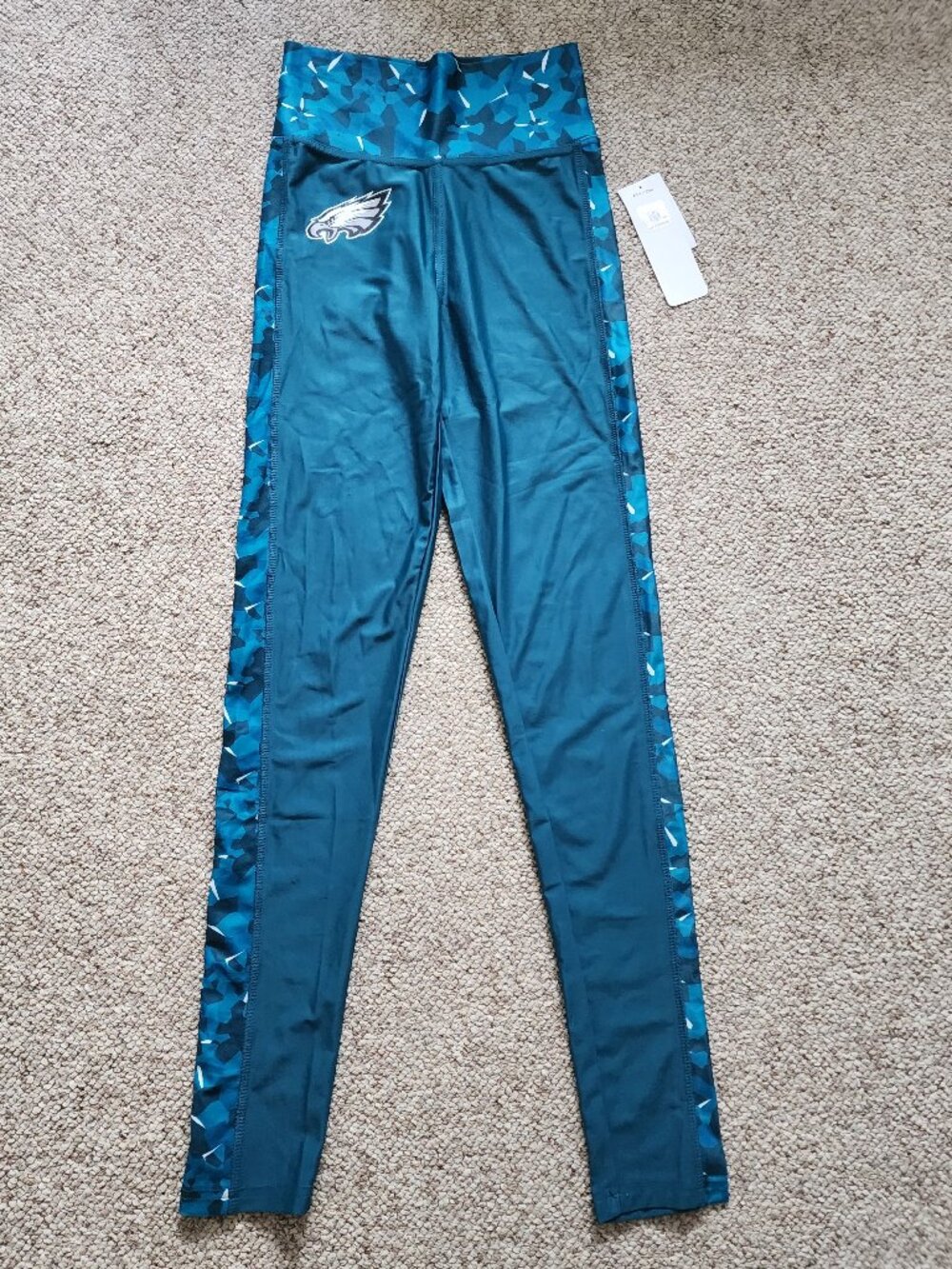 NWT Philadelphia Eagles Women's Diamond Print Leggings Size Small